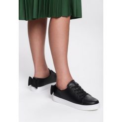 Czarne Buty Sportowe Emotional Rescue. Czarne buty sportowe damskie Renee. W wyprzedaży za 54,99 zł.