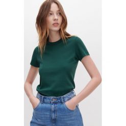 Gładki T-shirt -. T-shirty damskie Reserved, s, bez wzorów, bez kołnierzyka. Za 24,99 zł.