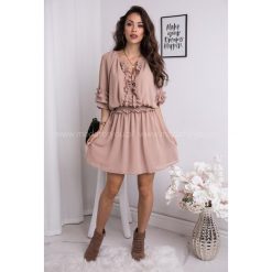 Sukienka Frill Beige. Brązowe sukienki damskie Modaforyou, na imprezę, s, bez wzorów, z poliesteru, z falbankami, bez rękawów. Za 189,00 zł.