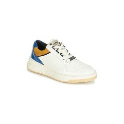 Buty Bronx OLD COSMO. Białe trampki i tenisówki damskie Bronx, bez wzorów, bez zapięcia. Za 659,00 zł.