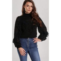 Czarny Sweter Ilathea. Czarne swetry damskie Renee, s, bez wzorów, casualowe, bez rękawów, bez kaptura. Za 149,99 zł.