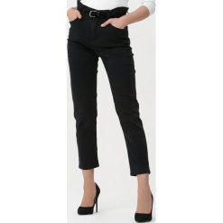 Czarne Jeansy Glim. Czarne jeansy dziewczęce Born2be, s, bez wzorów, z jeansu. Za 109,99 zł.