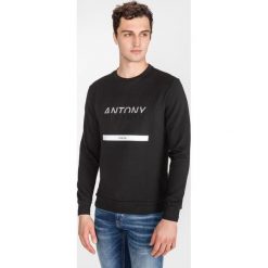 Antony Morato Bluza Czarny. Czarne bluzy męskie Antony Morato, xl, z aplikacjami, z elastanu, bez kołnierzyka, bez rękawów, bez kaptura. Za 306,95 zł.