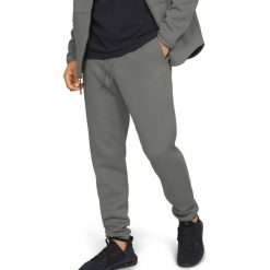 Under Armour /MOVE Spodnie dresowe Zielony. Zielone spodnie męskie Under Armour, s, bez wzorów, z poliesteru. Za 343,95 zł.