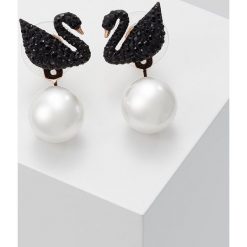 Swarovski ICONIC SWAN Kolczyki jet. Szare, analogowe kolczyki damskie marki Fossil. Za 369,00 zł.