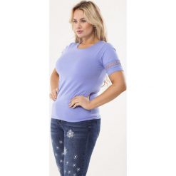 Fioletowa Bluzka Stereotypical. Fioletowe bluzki damskie Born2be, xl, bez wzorów, z okrągłym kołnierzem, z krótkim rękawem. Za 39,99 zł.