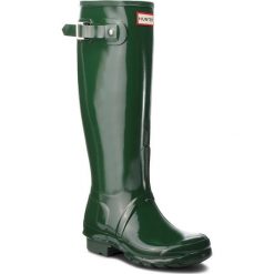 Kalosze HUNTER - Org Tall Gloss WFT1000RGL Hunter Green. Zielone kalosze damskie Hunter, z tworzywa sztucznego, klasyczne, bez obcasa, bez zapięcia. Za 579,00 zł.