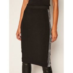 Spódnica ołówkowa MICHAEL Michael Kors Logo Stripe MU07F5RBVC. Czarne spódniczki damskie MICHAEL Michael Kors, m, bez wzorów, midi, ołówkowe. Za 789,00 zł.