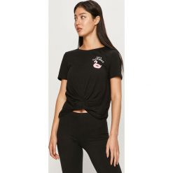 Only - T-shirt. Białe bluzki damskie ONLY, s, z nadrukiem, z bawełny, casualowe, z okrągłym kołnierzem. Za 59,90 zł.