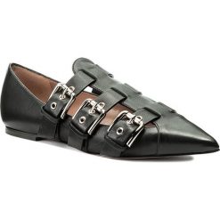 Półbuty RED VALENTINO - NQ2S0959 Nero 0NO. Czarne półbuty damskie marki Red Valentino, bez wzorów, ze skóry, bez obcasa, na obcasie, bez zapięcia. W wyprzedaży za 999,00 zł.