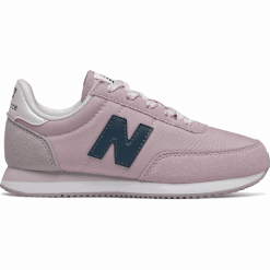 New Balance YC720NPB. Buciki niemowlęce New Balance, z gumy, bez zapięcia. W wyprzedaży za 149,99 zł.