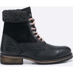 Pepe Jeans - Botki. Czarne buty zimowe damskie marki Pepe Jeans, z jeansu, z okrągłym noskiem, na obcasie, na sznurówki. W wyprzedaży za 239,90 zł.