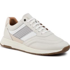 Sneakersy BOSS - Titanium 50417980 10214595 01 White 100. Brązowe sneakersy męskie Boss, bez zapięcia. W wyprzedaży za 539,00 zł.