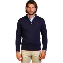 Sweter w kolorze granatowym. Niebieskie swetry męskie The Time of Bocha, m, z haftami, z bawełny, ze stójką, bez kaptura. W wyprzedaży za 119,95 zł.