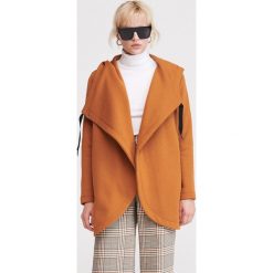 Bluza z kapturem - Brązowy. Pomarańczowe bluzy damskie Reserved, s, bez wzorów, bez rękawów, z kapturem. Za 139,99 zł.