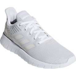 Adidas Calibrate /Ftwr biały 38,7. Białe buty sportowe damskie Adidas, bez wzorów, z gumy, sportowe, na fitness i siłownię. W wyprzedaży za 229,00 zł.