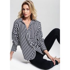 Granatowo-Biała Koszula Old Ways Die. Niebieskie koszule damskie other, l, w paski, bez kołnierzyka, bez rękawów. Za 79,99 zł.