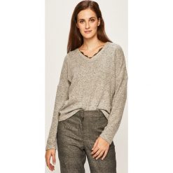 Vero Moda - Sweter. Szare swetry damskie Vero Moda, s, bez wzorów, z elastanu, bez rękawów, bez kaptura. W wyprzedaży za 69,90 zł.