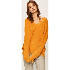 Silvian Heach - Sweter. Żółte swetry damskie Silvian Heach, s, bez wzorów, z bawełny, klasyczne, bez rękawów, bez kaptura. W wyprzedaży za 179,90 zł.