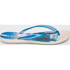 Ipanema - Japonki. Niebieskie klapki damskie Ipanema, bez wzorów, z gumy, bez obcasa, na obcasie. W wyprzedaży za 49,90 zł.