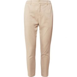 Chinosy damskie: DRYKORN FIND Chinosy sand