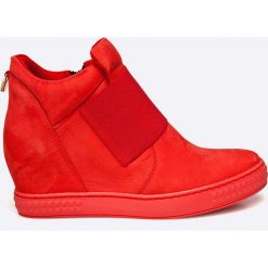 Buty sportowe damskie: CheBello – Buty