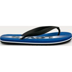 Levi's - Japonki. Czerwone sandały chłopięce Levi's®, z gumy, bez zapięcia. Za 79,90 zł.