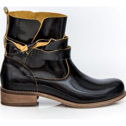 Botki z kokardą - skóra naturalna - model 458 - kolor żółty naplak. Żółte botki damskie Zapato, z jeansu, eleganckie, z okrągłym noskiem, bez obcasa, na płaskiej podeszwie, bez zapięcia. Za 399,00 zł.