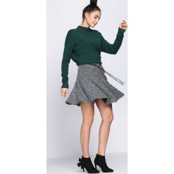 Czarno-Biała Spódnica Unnerve. Białe minispódniczki Born2be, l. Za 59,99 zł.