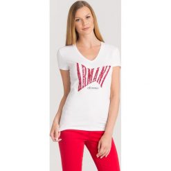 T-SHIRT Armani Exchange. Białe t-shirty damskie Armani Exchange, s, z nadrukiem, z elastanu, bez kołnierzyka. Za 155,40 zł.