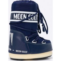 Moon Boot - Śniegowce dziecięce Original. Niebieskie śniegowce dziewczęce z okrągłym noskiem. W wyprzedaży za 329,90 zł.