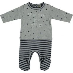 Śpioszki "My Star" w kolorze szarym. Szare śpiochy niemowlęce Cotton Fish, z aplikacjami, z bawełny, retro. W wyprzedaży za 49,95 zł.