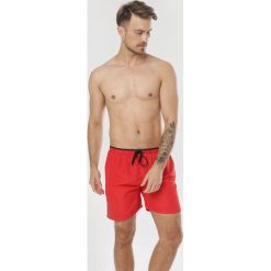 Czerwone Szorty Neamegonia. Czerwone spodenki i szorty męskie Born2be, xl, bez wzorów. W wyprzedaży za 24,99 zł.