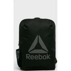 Reebok - Plecak. Czarne plecaki damskie Reebok, z nadrukiem, z poliesteru. Za 69,90 zł.