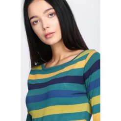 Zielona Sukienka Never See. Zielone sukienki dzianinowe marki Born2be, l, oversize. Za 39,99 zł.