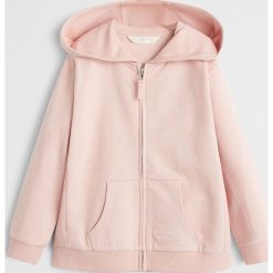 Mango Kids - Bluza dziecięca Pragaj 110-164 cm. Różowe bluzy dziewczęce z aplikacjami, z bawełny. Za 69,90 zł.