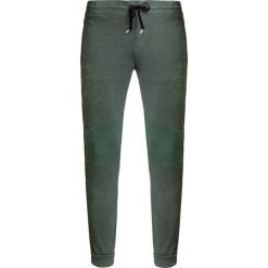 Spodnie ON RUNNING SWEAT PANTS MAN. Zielone spodnie męskie On Running, bez wzorów, z wełny, na fitness i siłownię. Za 520,00 zł.