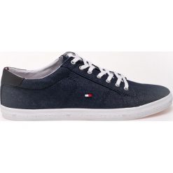 Tommy Hilfiger - Tenisówki. Niebieskie trampki męskie TOMMY HILFIGER, bez wzorów, z materiału, na sznurówki. Za 229,90 zł.