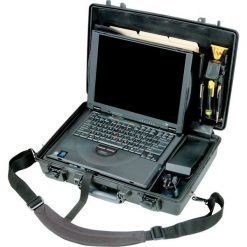 Torba Peli 1490CC1 Laptop Case 14" czarna (1490-003-110E). Czarne torby na laptopa Peli, bez wzorów. Za 1436,00 zł.