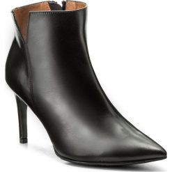 Buty zimowe damskie: Botki SOLO FEMME - 75460-48-H06/000-13-00 Czarny