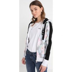 Superdry VINTAGE LOGO ZIPHOOD Bluza rozpinana rose snowy. Czerwone kardigany damskie Superdry, xxs, z bawełny. Za 379,00 zł.