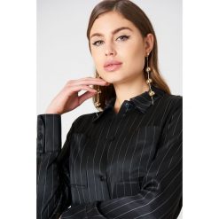 Kolczyki damskie: NA-KD Accessories Wiszące kolczyki Triple Globe – Gold