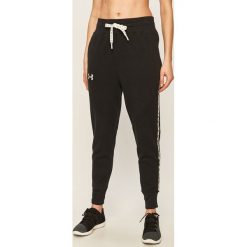 Under Armour - Spodnie. Szare spodnie damskie Under Armour, s, z bawełny. Za 259,90 zł.