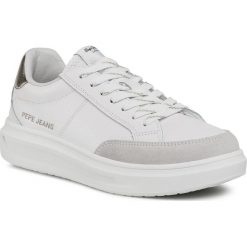 Sneakersy PEPE JEANS - Abbey Top PLS31052 Factory White 801. Białe półbuty damskie Pepe Jeans, na co dzień, bez wzorów, z jeansu, bez obcasa, na płaskiej podeszwie, bez zapięcia. Za 349,00 zł.