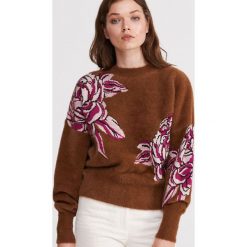 Sweter z żakardowym wzorem - Wielobarwny. Swetry damskie Reserved, s, bez wzorów, z żakardem, bez rękawów, bez kaptura. Za 179,99 zł.