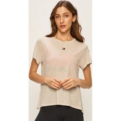 Tommy Sport - T-shirt. Żółte topy damskie Tommy Sport, s, z nadrukiem, z poliesteru, z krótkim rękawem. W wyprzedaży za 139,90 zł.