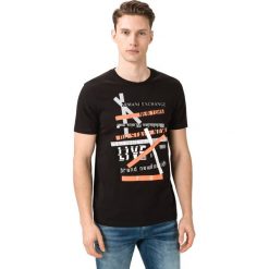 Armani Exchange Koszulka Czarny. Czarne podkoszulki męskie Armani Exchange, m, z nadrukiem, z bawełny, z krótkim rękawem. Za 292,95 zł.