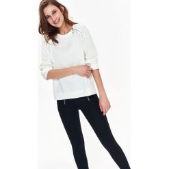 Bluza nierozpinana damska, z suwakami. Białe bluzy damskie TROLL, na zimę, s, bez wzorów, z dzianiny, bez rękawów, bez kaptura. W wyprzedaży za 44,99 zł.