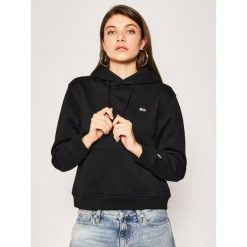 Bluza Tommy Jeans Essential DW0DW04530. Szare bluzy damskie Tommy Jeans, xl, bez wzorów, z bawełny, bez rękawów, bez kaptura. W wyprzedaży za 289,00 zł.