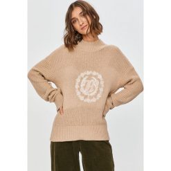 Tommy Hilfiger - Sweter. Brązowe swetry damskie TOMMY HILFIGER, s, z aplikacjami, z wiskozy, z długim rękawem. Za 699,90 zł.